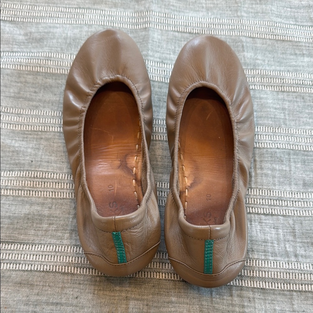 Tieks Taupe Leather Flats